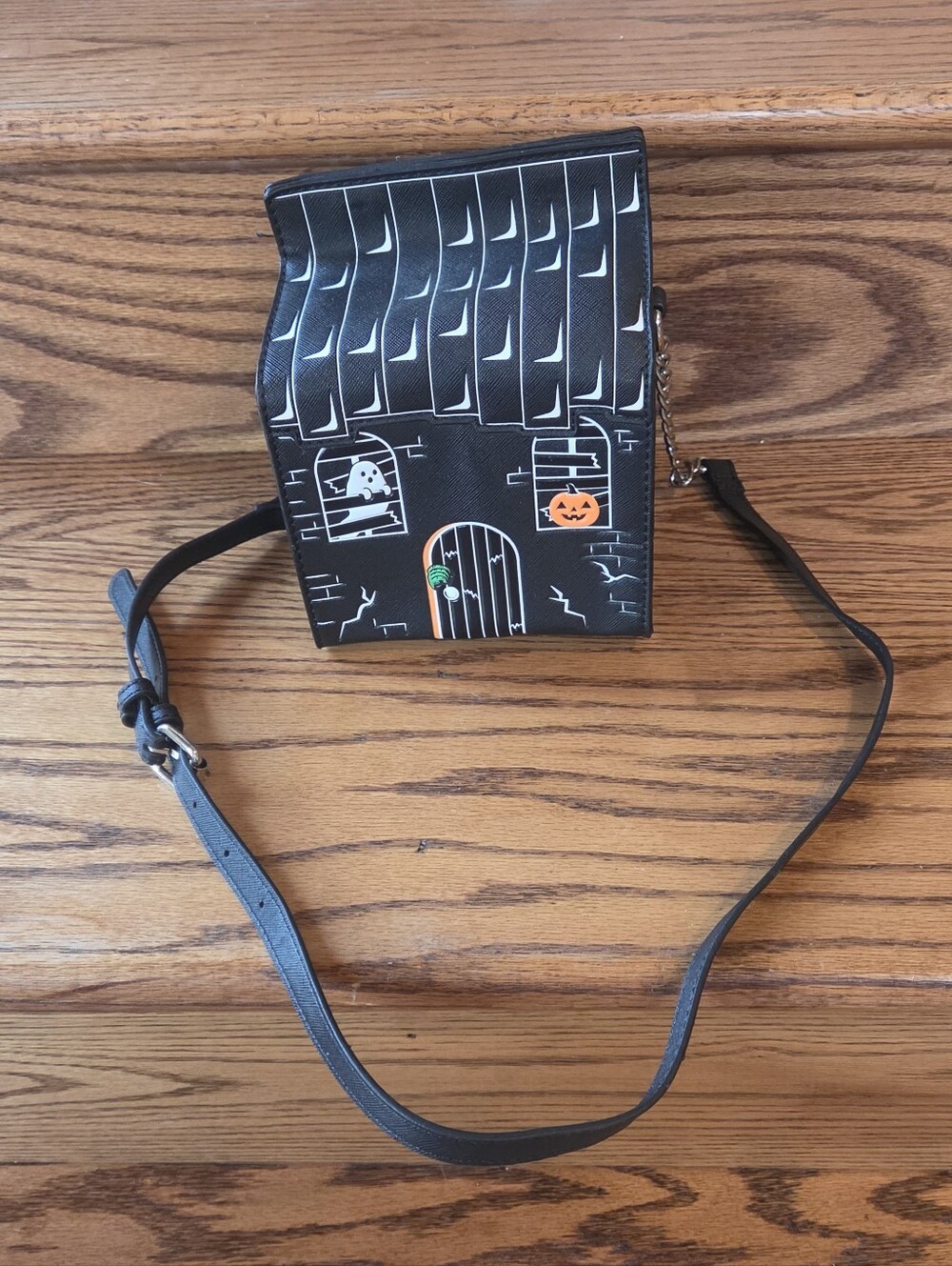 Halloween Haunted House Purse‎